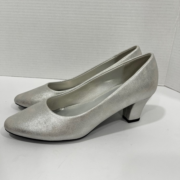 Easy Street‎ Womens Ballari Stiletto Heel Pumps 7M - Picture 4 of 7